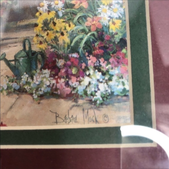 Floral framed art outside seaside cottage - Picture 5 of 6